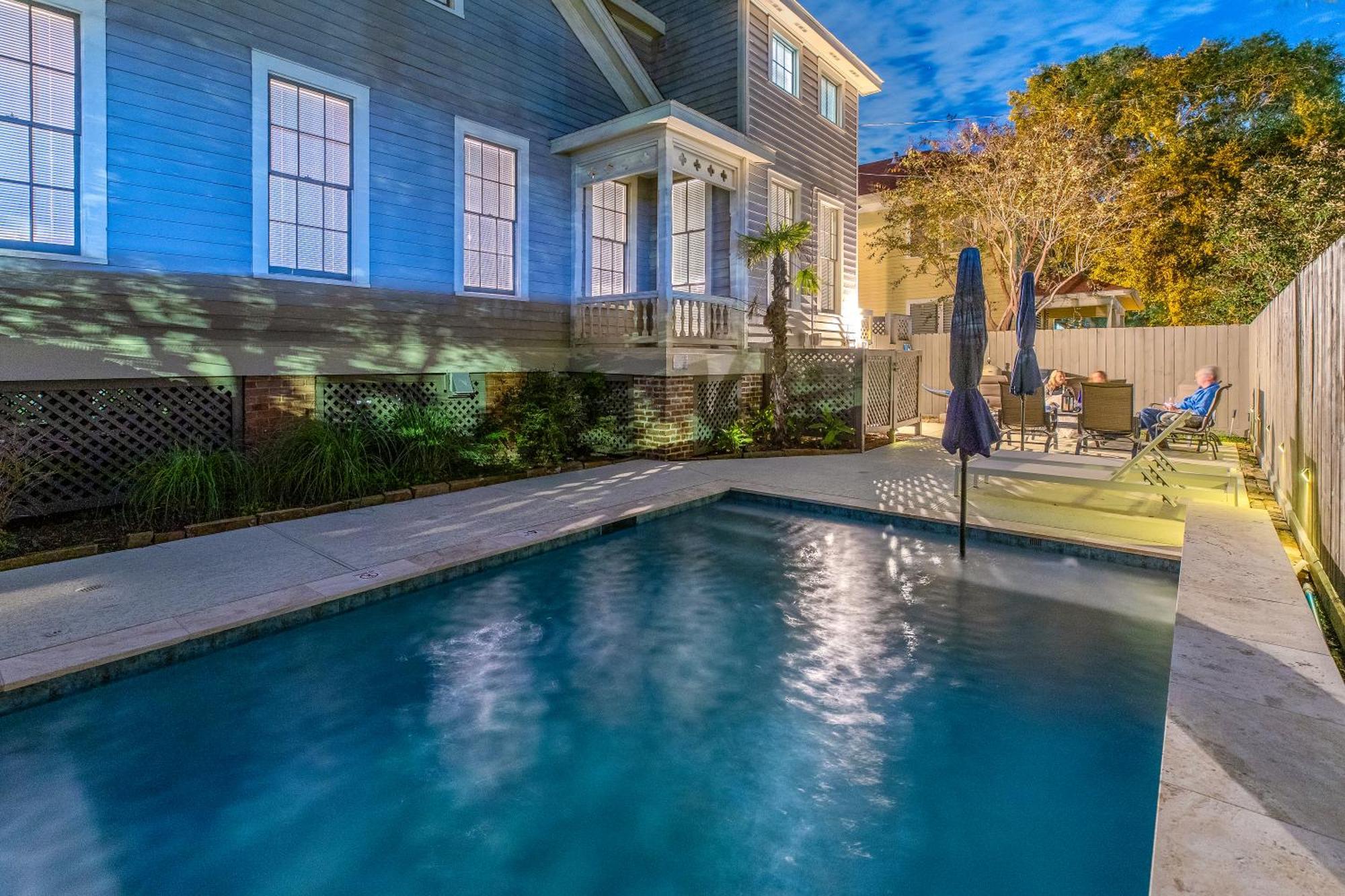 Historic 1871 Coastal Breeze With Heated Pool - Restoring Galveston Vila Exterior foto