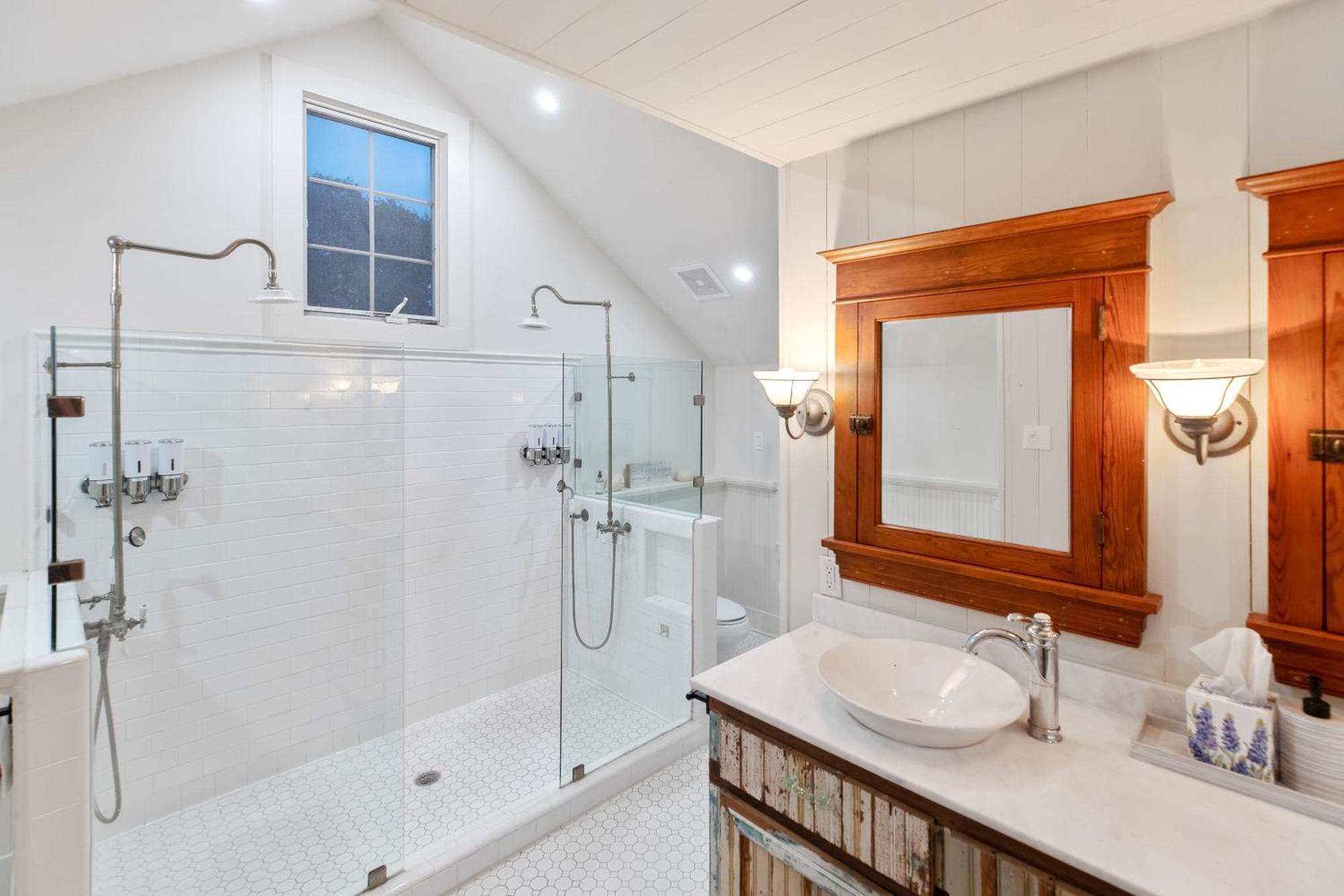Historic 1871 Coastal Breeze With Heated Pool - Restoring Galveston Vila Exterior foto
